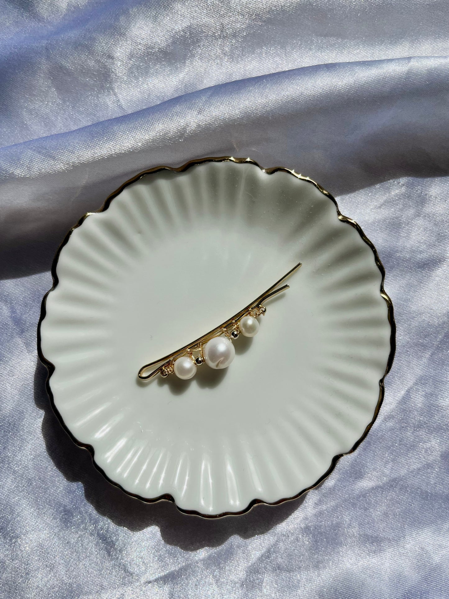 Freshwater pearl bobby pin, pearl hair pins, baroque pearl minimalist bridal hair pin, pearl hair clip, genuine pearl accessories gift