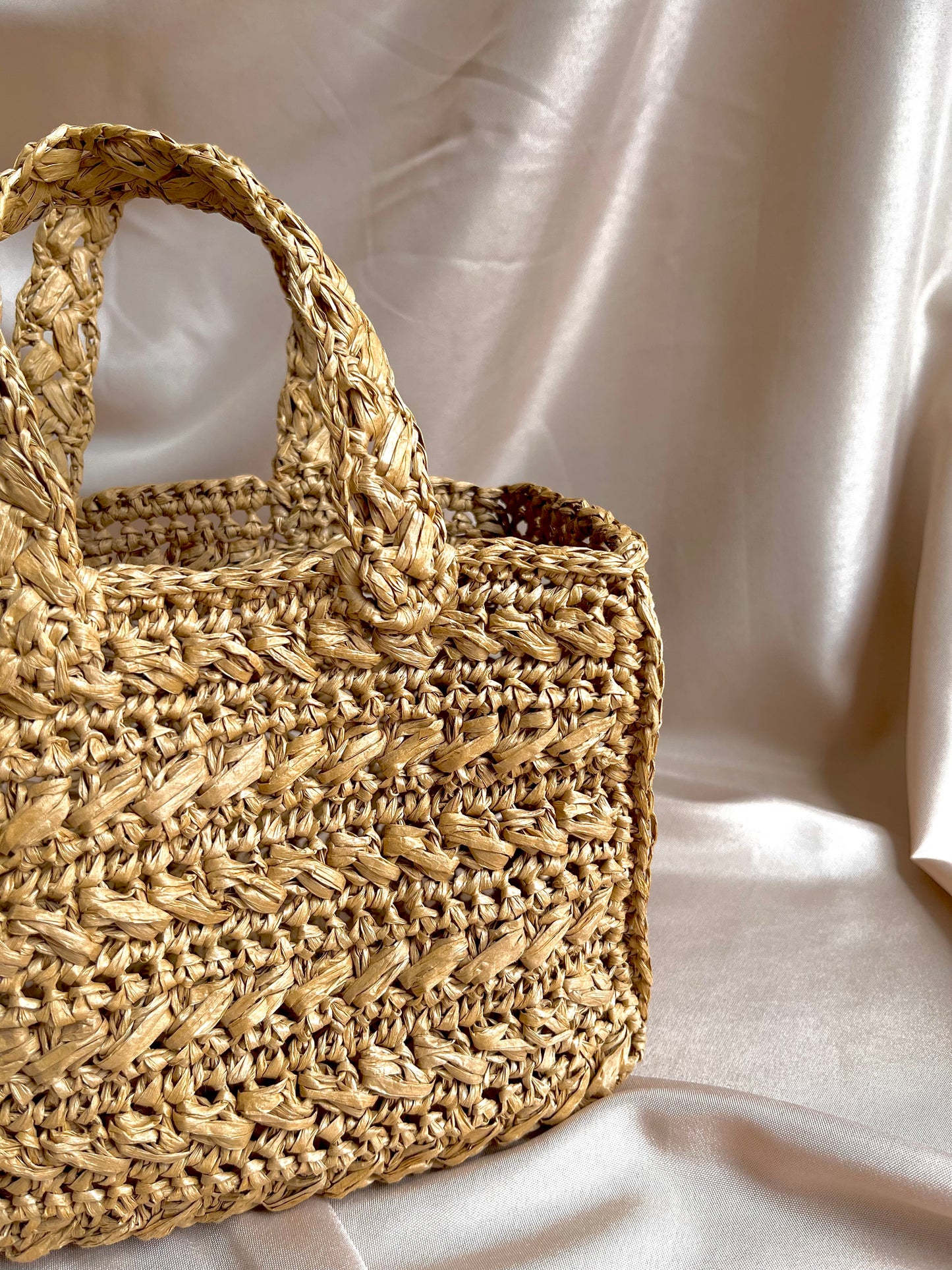 Mini summer raffia tote bag