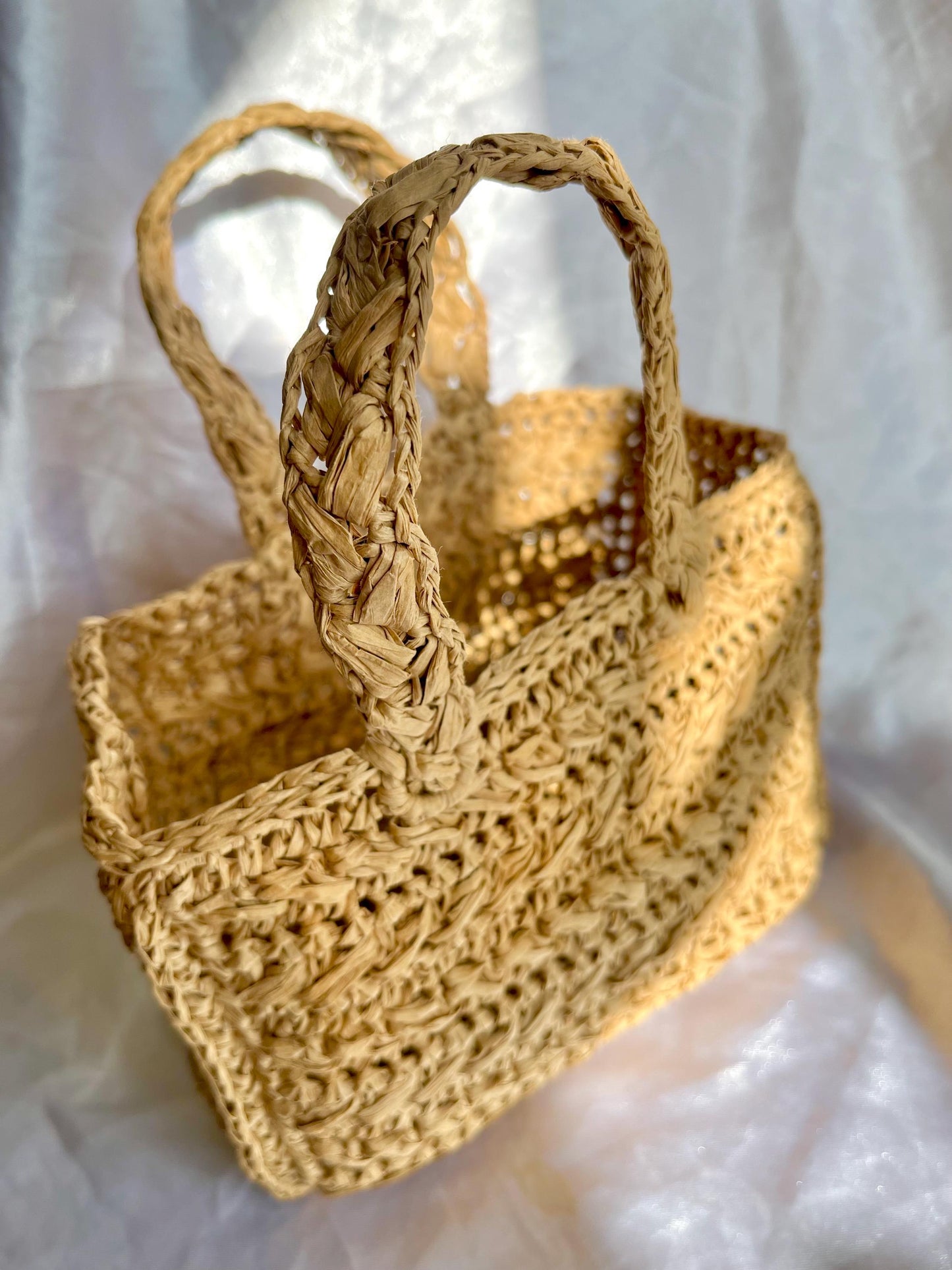 Mini summer raffia tote bag