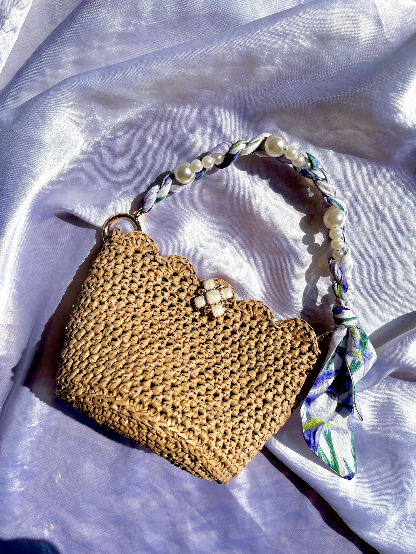 Chic and Elegant mini raffia handbag with lilac satin and pearl handle