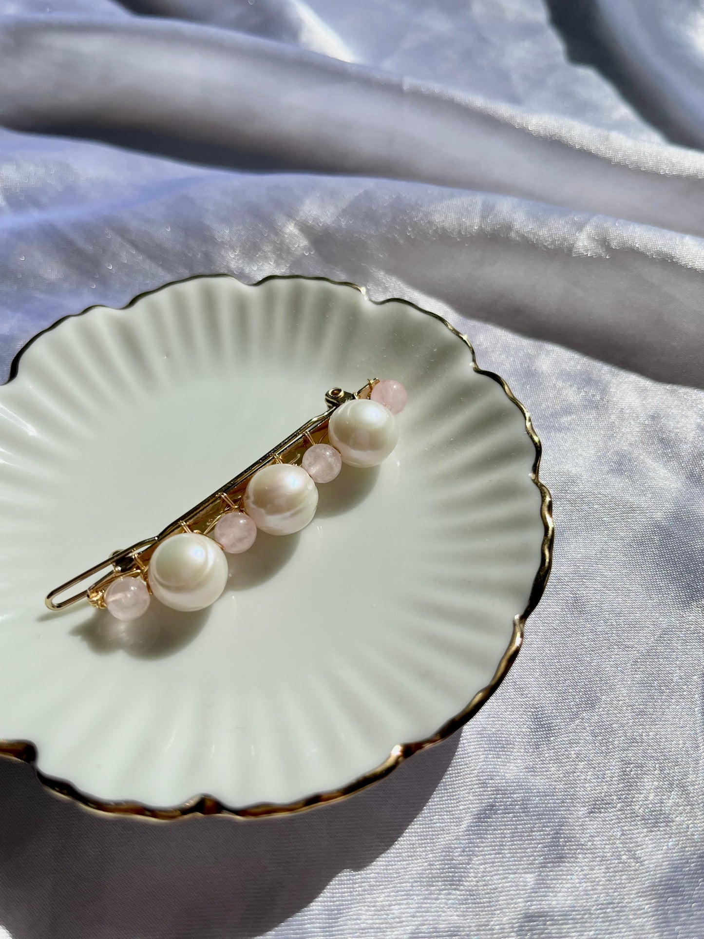 Freshwater baroque pearl and rose quartz barrette, freshwater pearl hair pin, baroque pearl and crystal minimalist hair pin, pearl hair clip