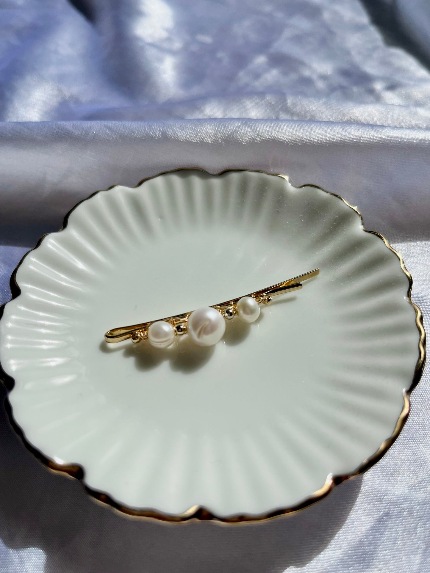 Freshwater pearl bobby pin, pearl hair pins, baroque pearl minimalist bridal hair pin, pearl hair clip, genuine pearl accessories gift