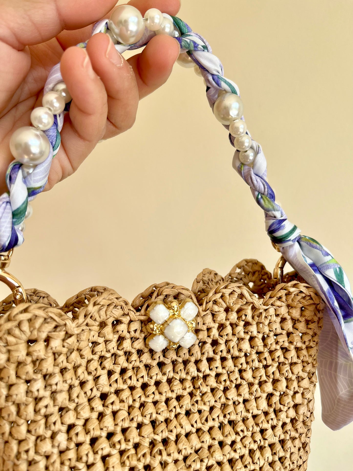 Chic and Elegant mini raffia handbag with lilac satin and pearl handle