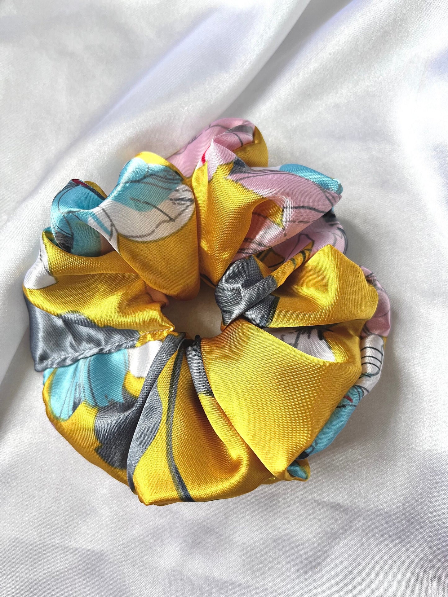 XL Scrunchies in delightful spring floral patterns satin fabrics. Silk scrunchies, giant scrunchies, oversized scrunchies, jumbo scrunchies.
