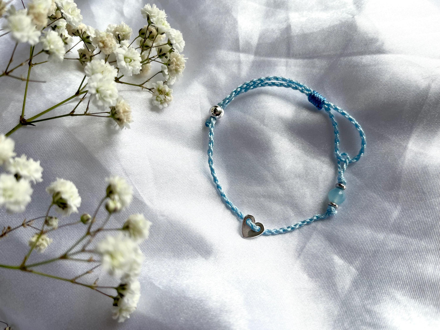 Dainty silver heart natural crytal beaded bracelets. Aquamarine, rose quartz, amethyst bead bracelets, sterling silver heart charm bracelets
