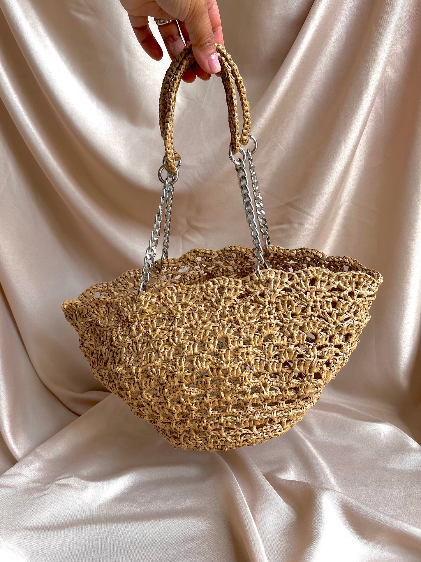 Crochet raffia lace pattern basket bag