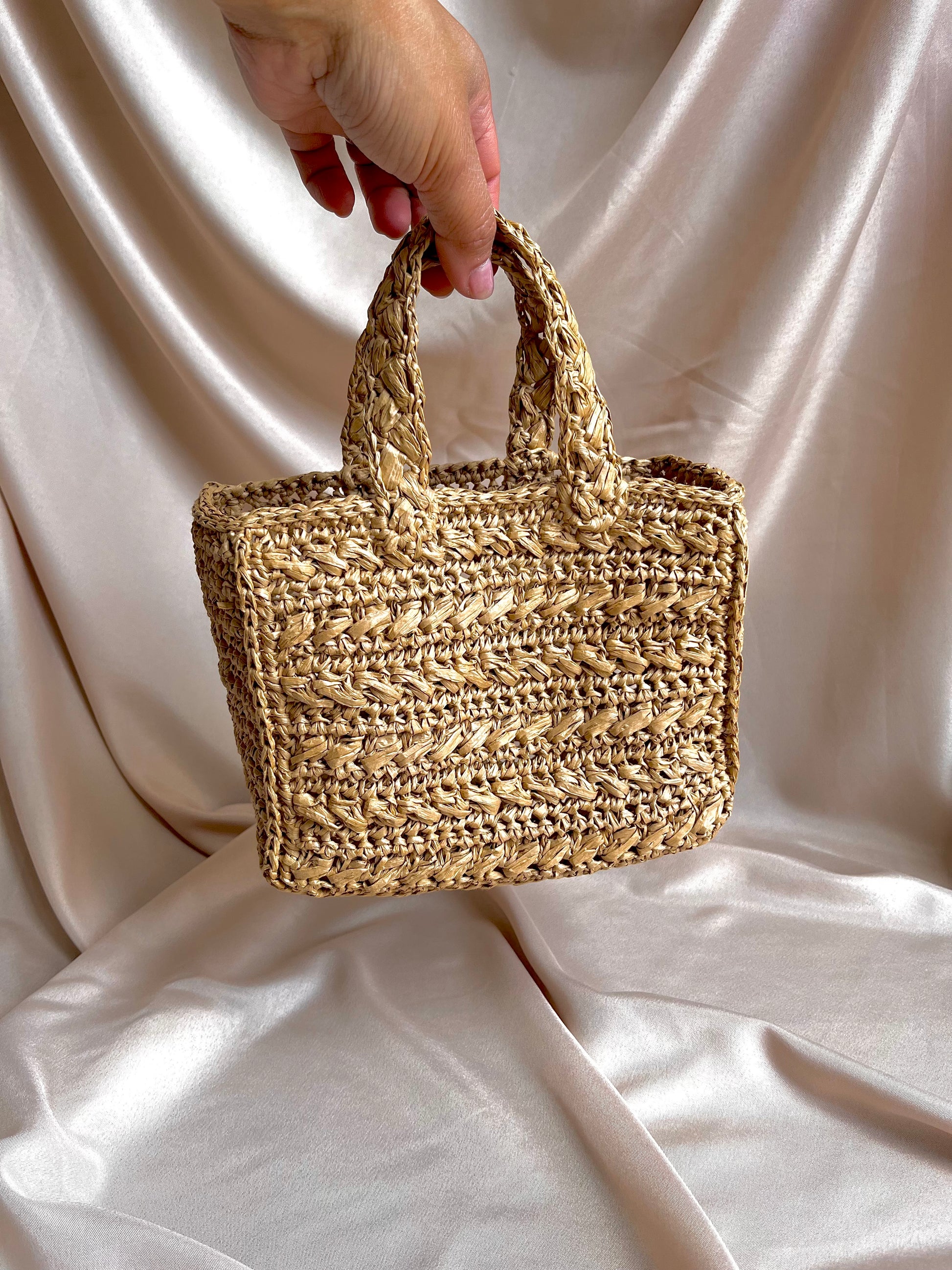 Mini summer raffia tote bag