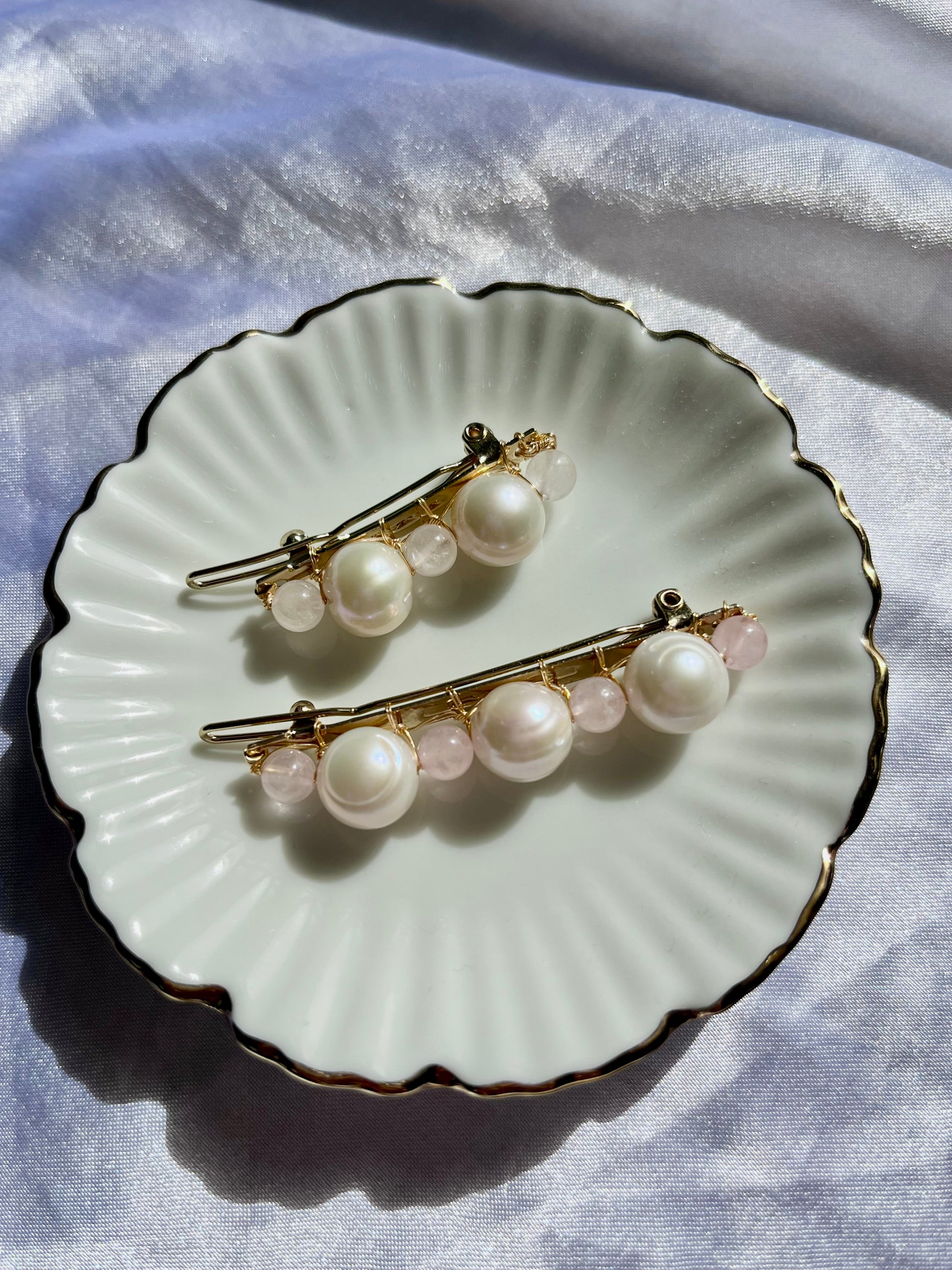 Freshwater baroque pearl and rose quartz barrette, freshwater pearl hair pin, baroque pearl and crystal minimalist hair pin, pearl hair clip