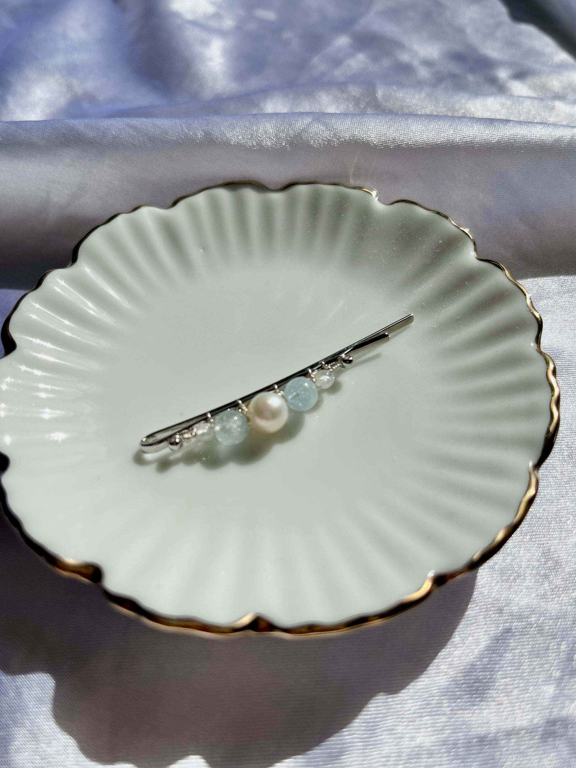 Genuine freshwater pearl aquamarine amethyst bobby pin, freshwater pearl hair pin, freshwater baroque pearl and crystal hair accessories