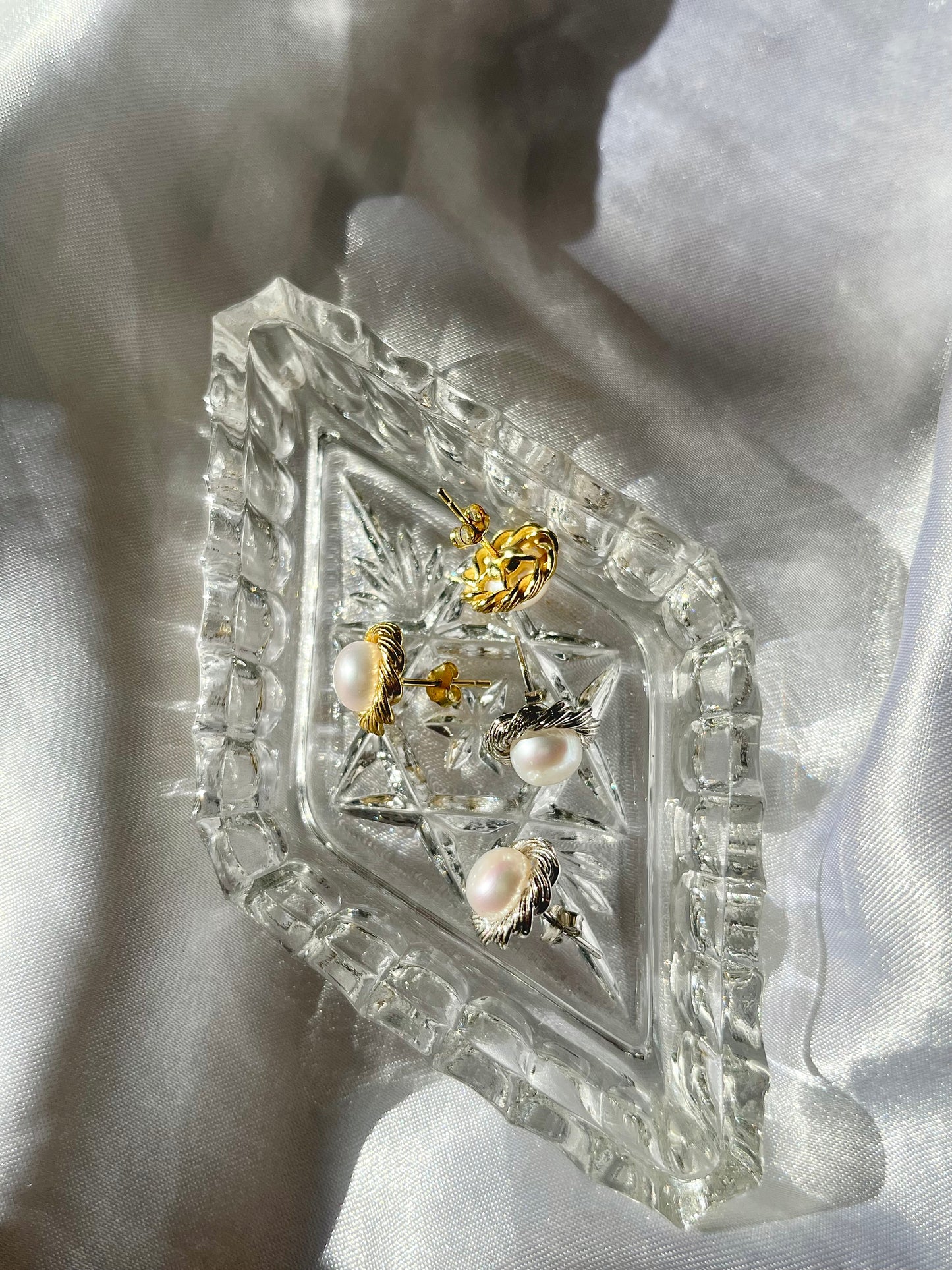 Vintage Inspired halo freshwater pearl studs